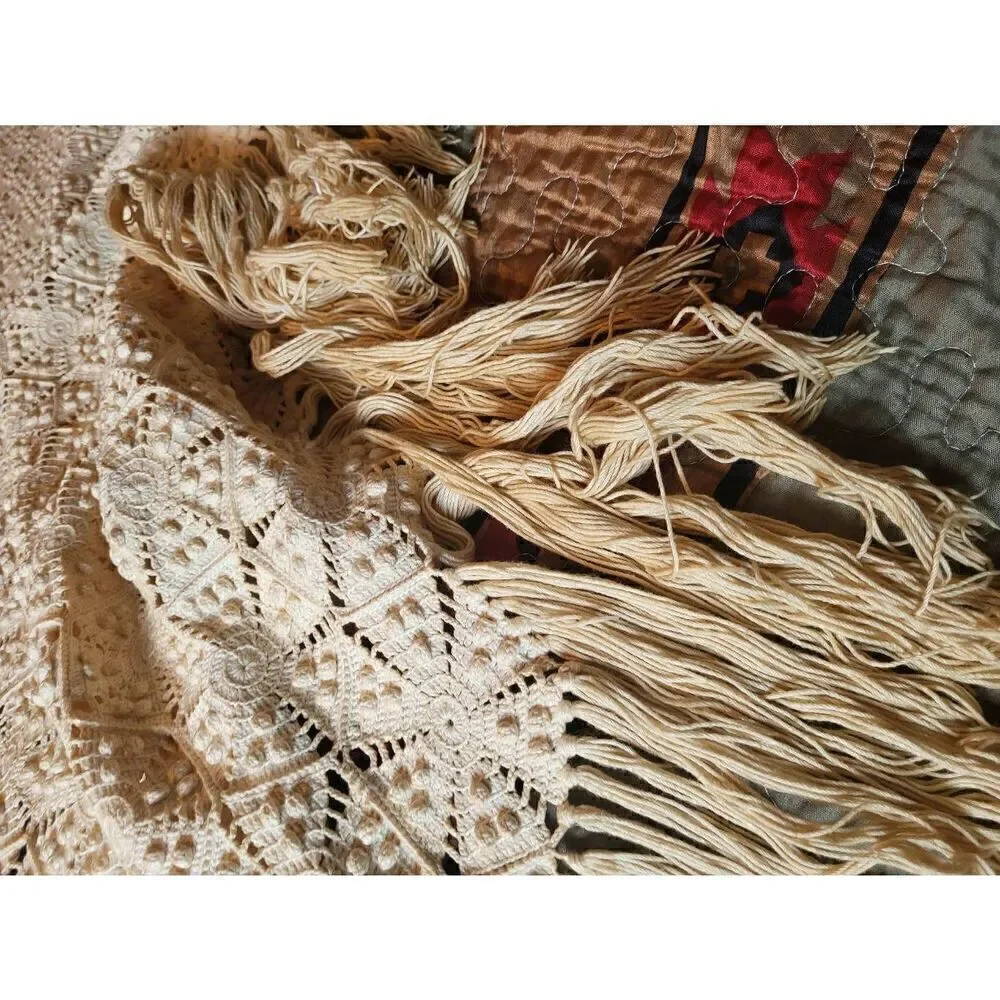 Antique Crochet Bedspread Handmade Cotton Popcorn Pinwheel Fringe Natural